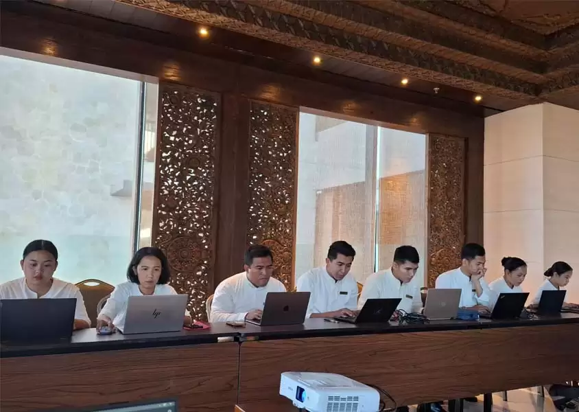 Latihan Peserta Latihan Peserta